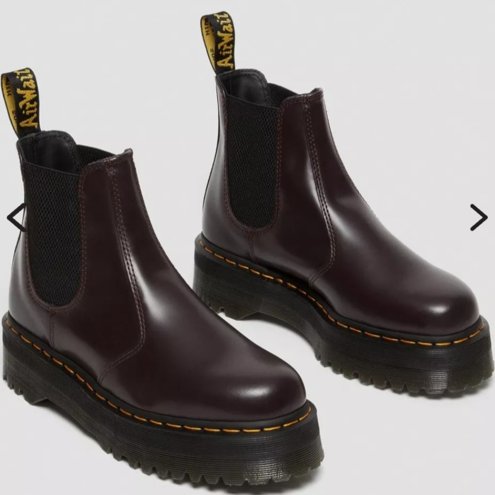 Dr Martens Smooth Burgundy Leather Platform Chelsea women  Boots size6 New